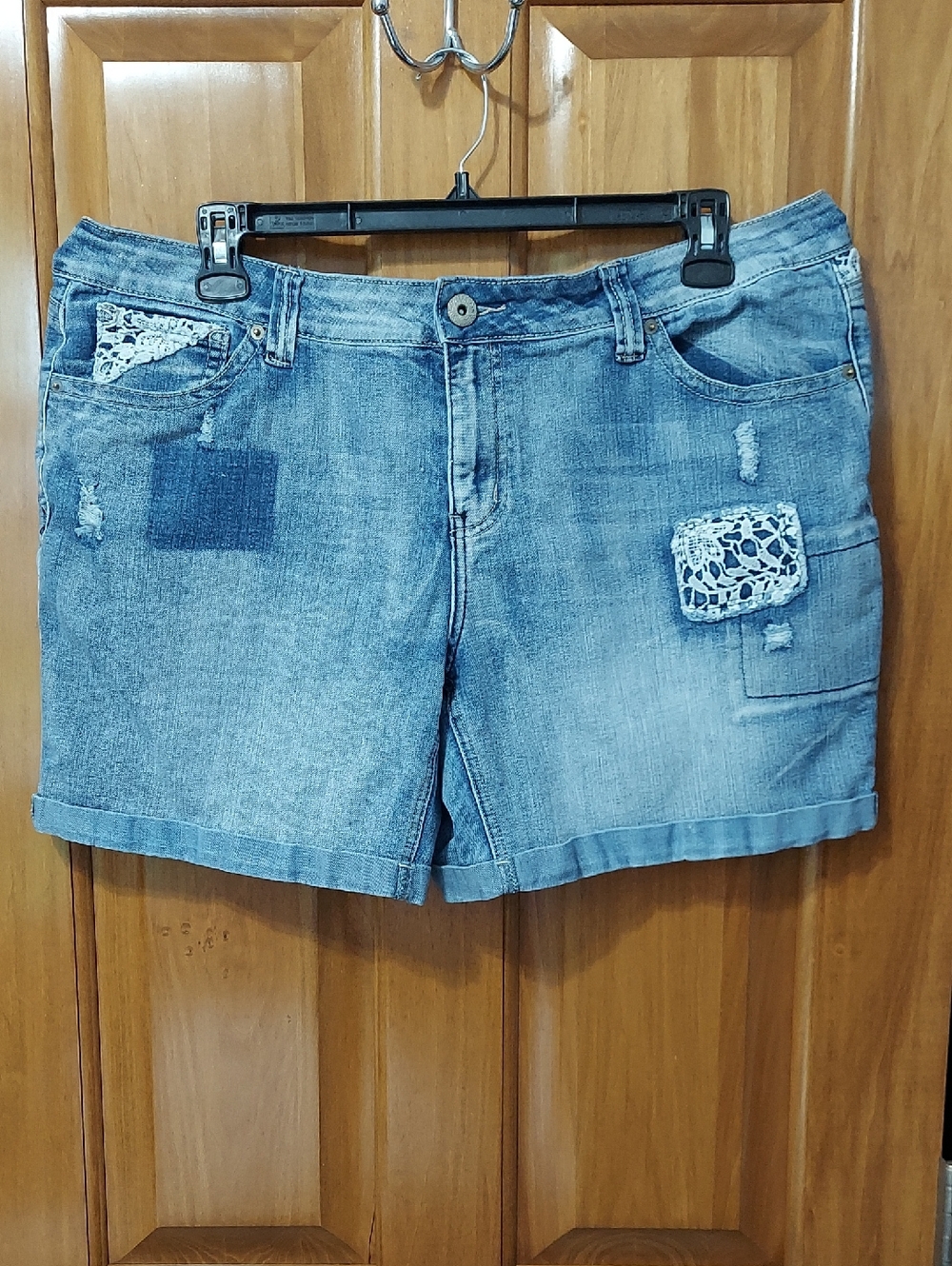 Love Indigo Premium Women's Blue Denim Stretchy Shorts with Lace Deco Size 20W▪︎